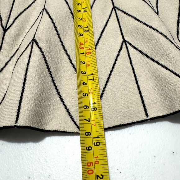 Studio M Women's Y2K 2000 Elastic Waist Black and White Reversible Skirt  Small - Picture 15 of 16